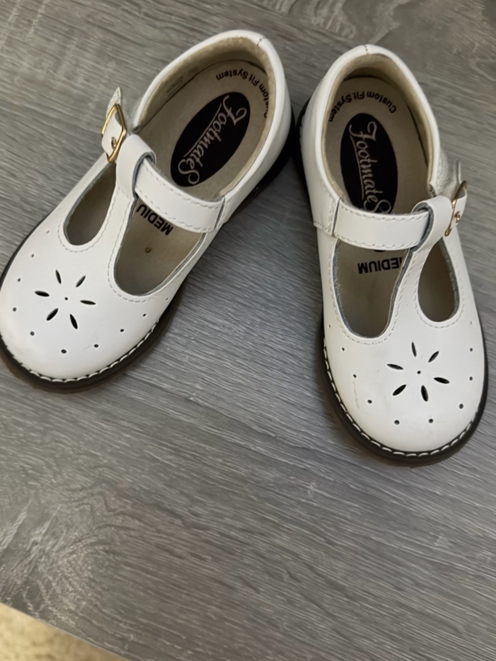 FootMates White Girls' Mary Jane Dress Shoes with Gold Buckles